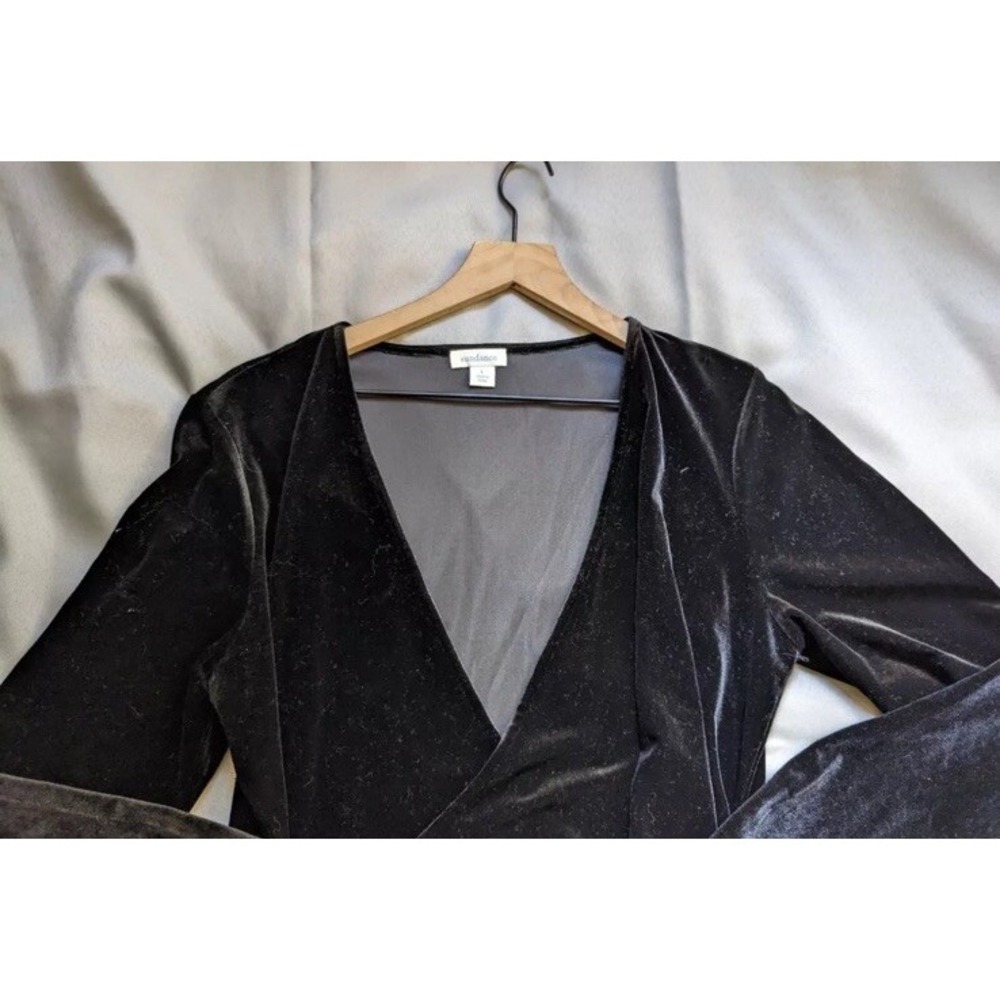 Sundance Black Velour Top L Faux Wrap Stretch Whimsigoth Boho Chic Classic - Picture 9 of 13